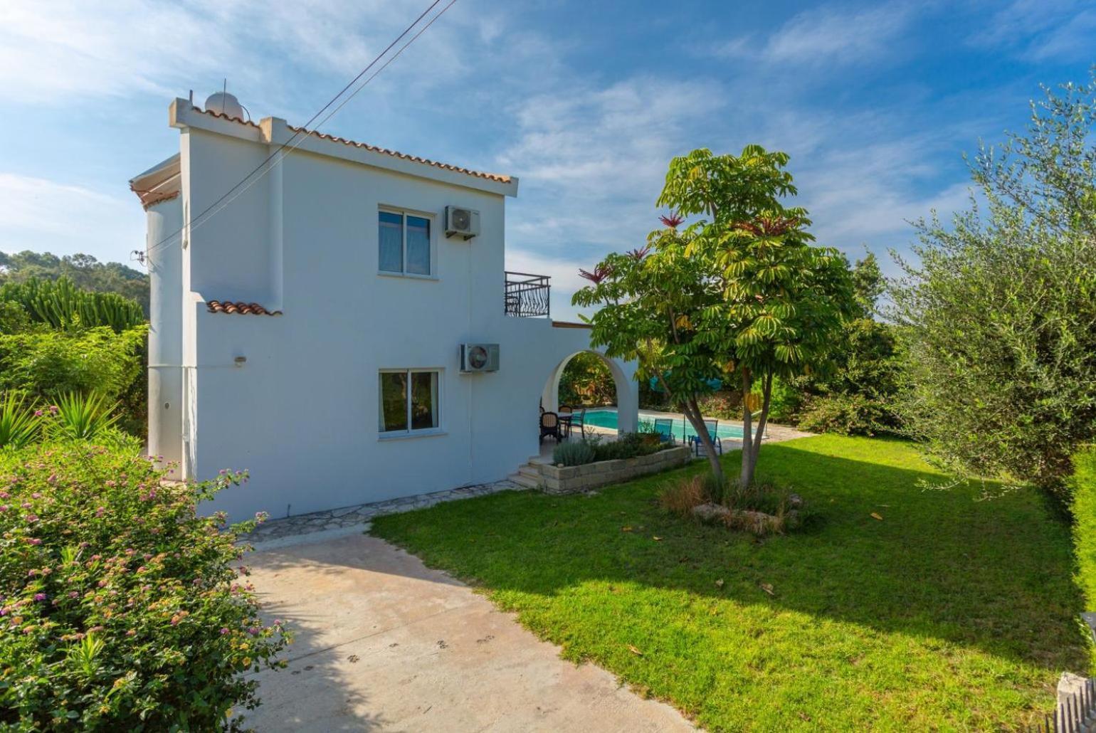 Sun Beach Villa Tria 폴리스 외부 사진